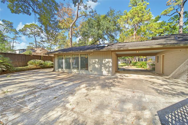 11931 Arbordale Lane, Bunker Hill Village, TX 77024