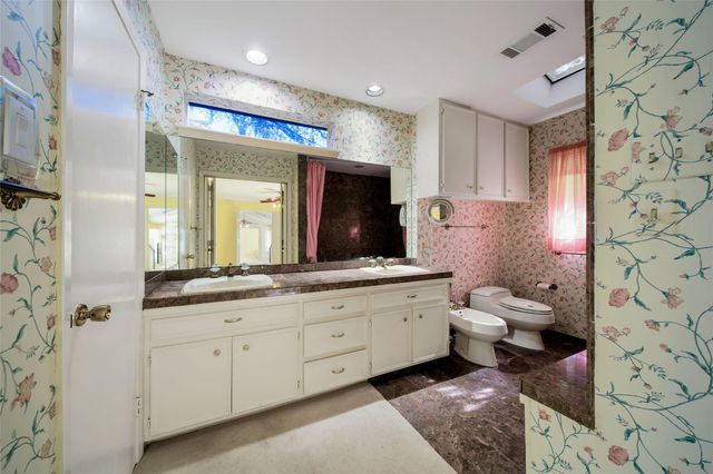 11931 Arbordale Lane, Bunker Hill Village, TX 77024