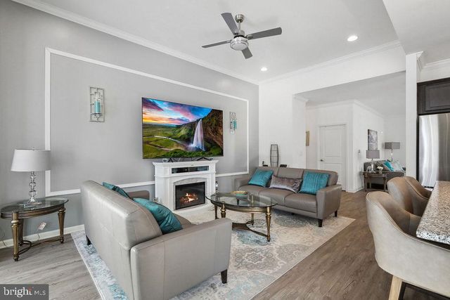 3785 DORCHESTER DR, Williamstown, NJ 08094