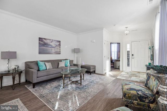 3785 DORCHESTER DR, Williamstown, NJ 08094