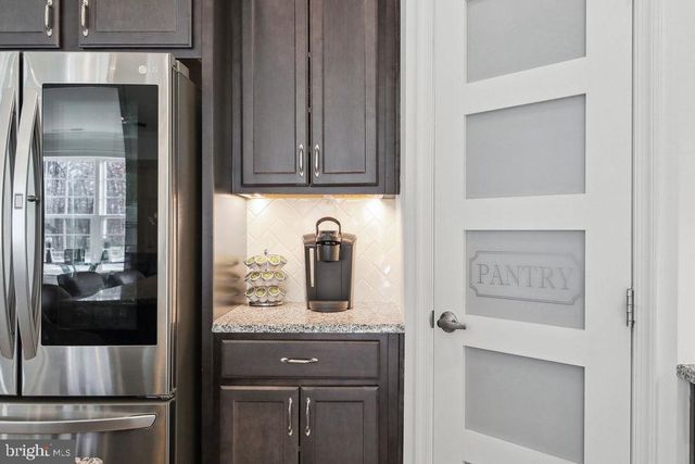 3785 DORCHESTER DR, Williamstown, NJ 08094