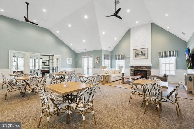 3785 DORCHESTER DR, Williamstown, NJ 08094