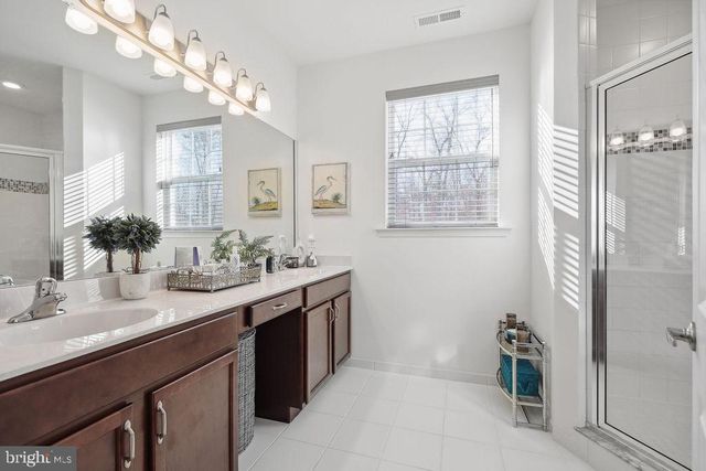 3785 DORCHESTER DR, Williamstown, NJ 08094
