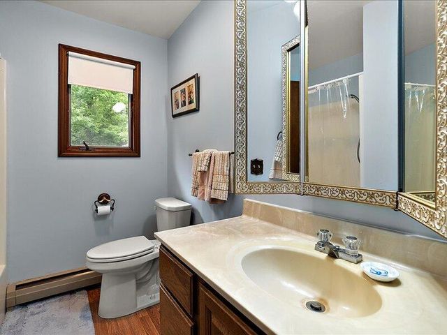 728 N Stewart Avenue, Fremont, MI 49412