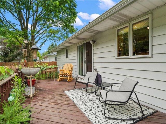 728 N Stewart Avenue, Fremont, MI 49412