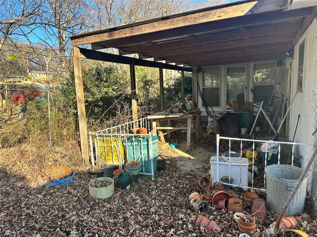 5886 S Bear Drive, Douglasville, GA 30135