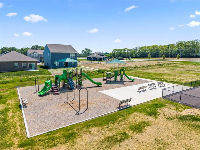 2201 Hackberry Street, Springfield, OH 45505