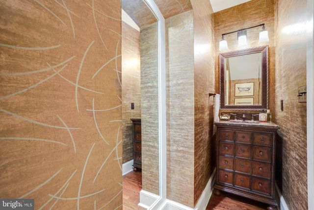 4201 MILITARY RD NW, Washington, DC 20015