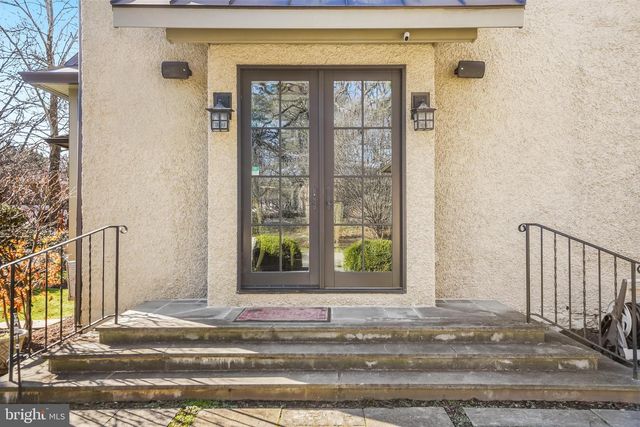 4201 MILITARY RD NW, Washington, DC 20015