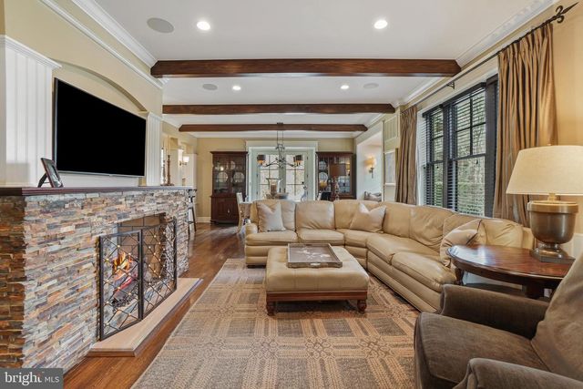 4201 MILITARY RD NW, Washington, DC 20015