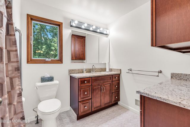 688 Fort Plains Road, Howell, NJ 07731