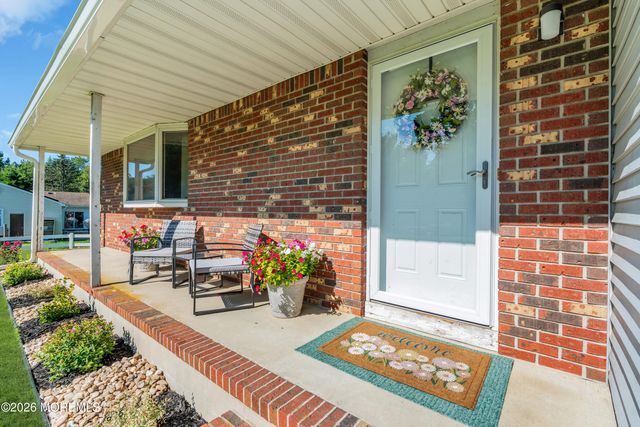 688 Fort Plains Road, Howell, NJ 07731