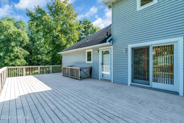688 Fort Plains Road, Howell, NJ 07731