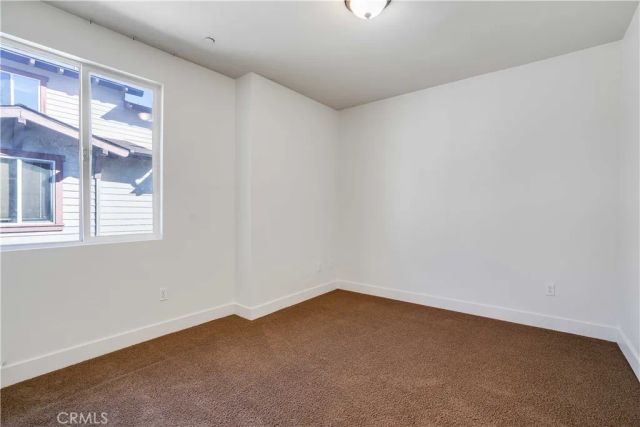 6300 Honolulu 205, La Crescenta, CA 91214