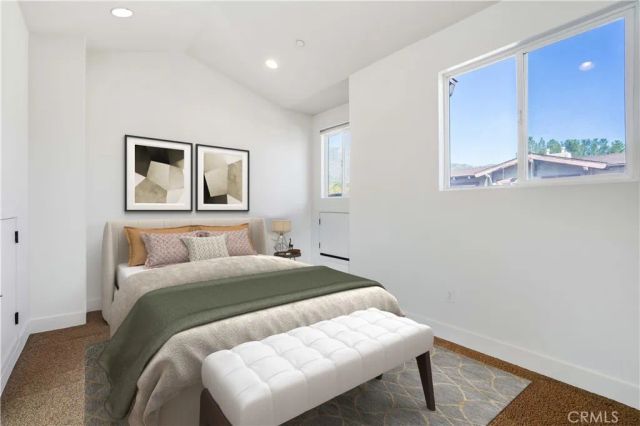 6300 Honolulu 205, La Crescenta, CA 91214