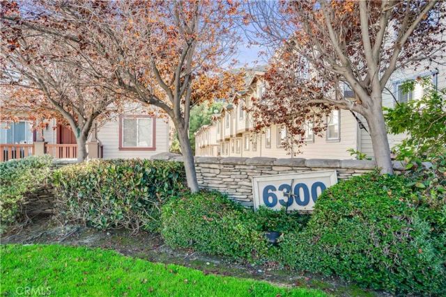 6300 Honolulu 205, La Crescenta, CA 91214