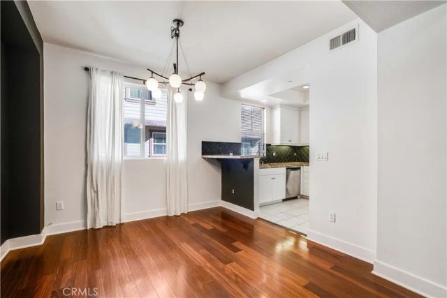 6300 Honolulu 205, La Crescenta, CA 91214