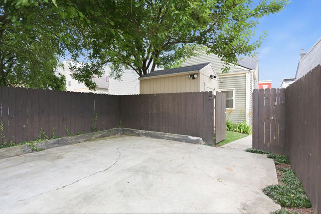 326 W 9th Street, Newport, KY 41071