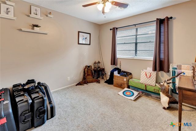 1407 Plantation Road, Victoria, TX 77904