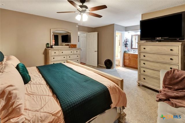 1407 Plantation Road, Victoria, TX 77904