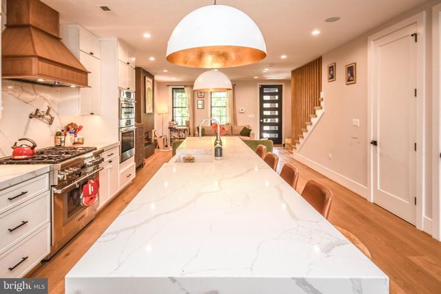 1368 RANDOLPH ST NW, Washington, DC 20011