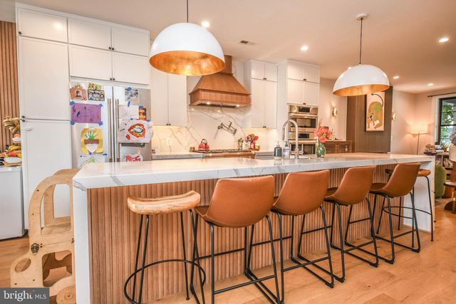 1368 RANDOLPH ST NW, Washington, DC 20011