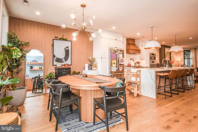 1368 RANDOLPH ST NW, Washington, DC 20011