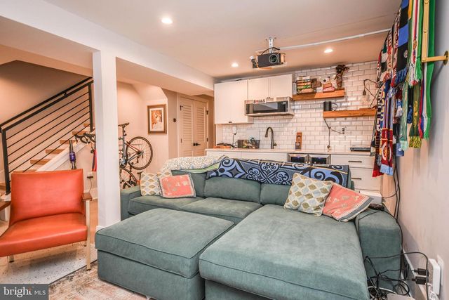 1368 RANDOLPH ST NW, Washington, DC 20011