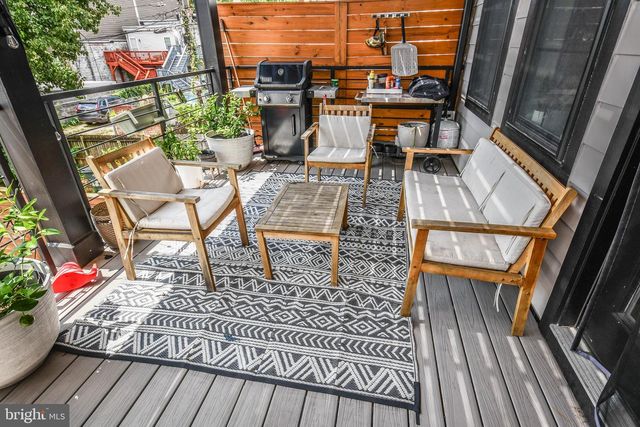 1368 RANDOLPH ST NW, Washington, DC 20011