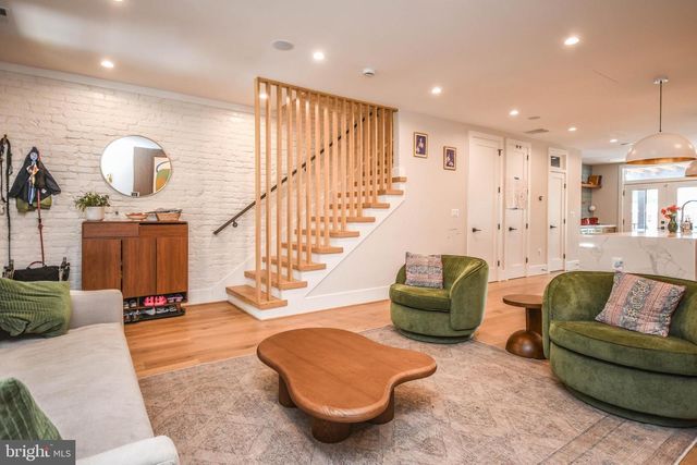 1368 RANDOLPH ST NW, Washington, DC 20011
