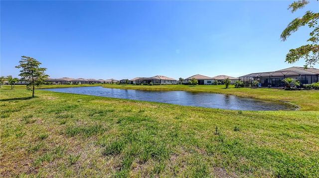 15332 SERENE SHORES LOOP STREET, Bradenton, FL 34211