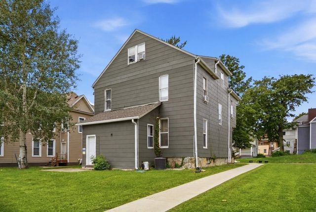 2508 Olive Street, Cedar Falls, IA 50613