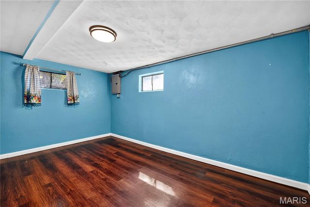 10904 Ridgecrest Drive, St Ann, MO 63074