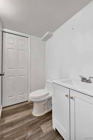 10904 Ridgecrest Drive, St Ann, MO 63074