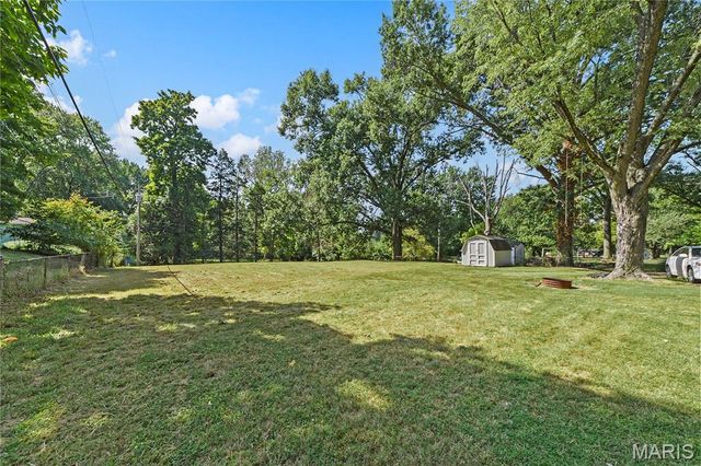 10904 Ridgecrest Drive, St Ann, MO 63074