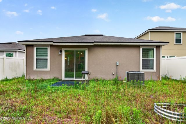 15679 STRAWBERRY ROAN Court, Jacksonville, FL 32234