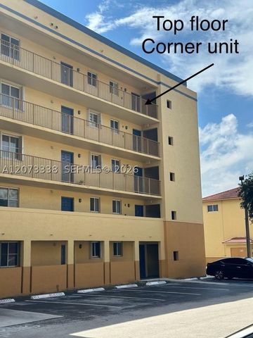 14930 SW 82nd Ter 16-506, Miami, FL 33193