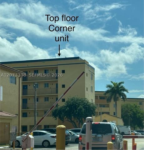 14930 SW 82nd Ter 16-506, Miami, FL 33193