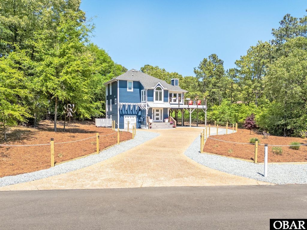 Image 9 of property listing at 137 Crooked Back Loop Lot #129, Southern Shores, NC 27949