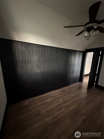 2535 Heckard Road, Raymond, WA 98577