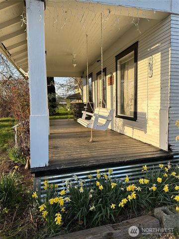 2535 Heckard Road, Raymond, WA 98577