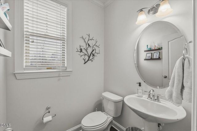 101 Martingale Drive, Holly Springs, NC 27540