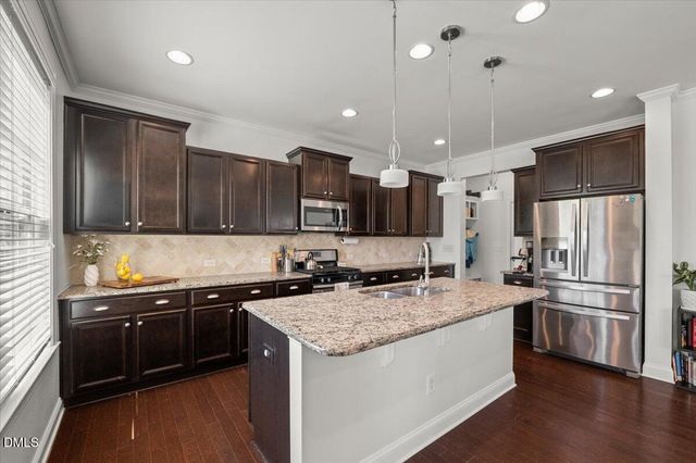 101 Martingale Drive, Holly Springs, NC 27540