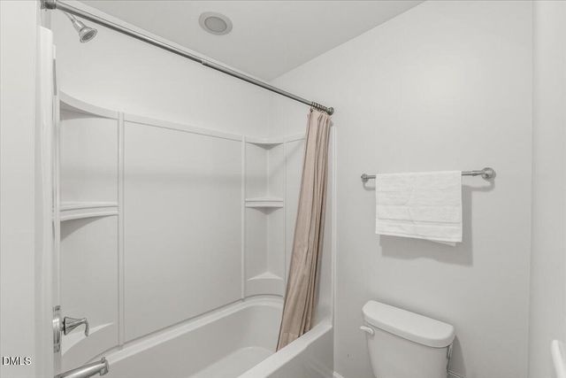 101 Martingale Drive, Holly Springs, NC 27540