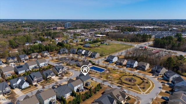 101 Martingale Drive, Holly Springs, NC 27540