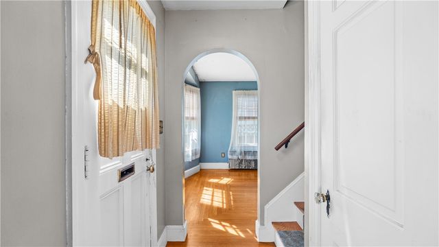 12 Fairview Avenue, Lincoln, RI 02865