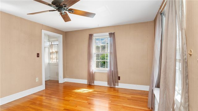12 Fairview Avenue, Lincoln, RI 02865