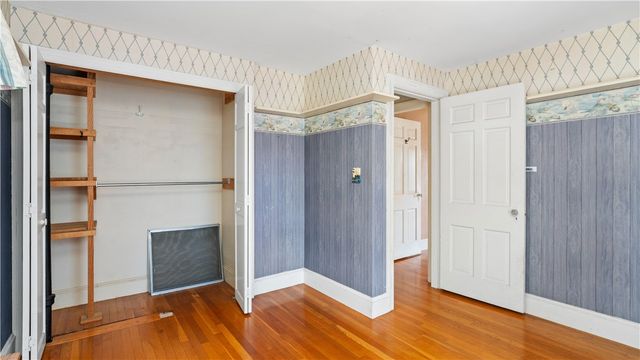 12 Fairview Avenue, Lincoln, RI 02865