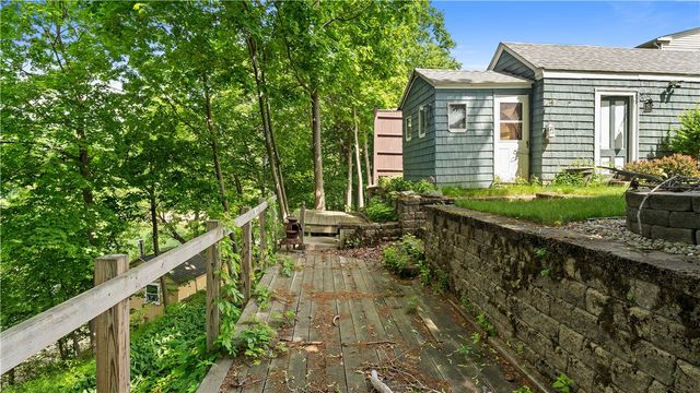 12 Fairview Avenue, Lincoln, RI 02865