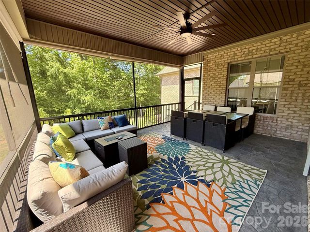4025 Foxes Trail, Cramerton, NC 28032